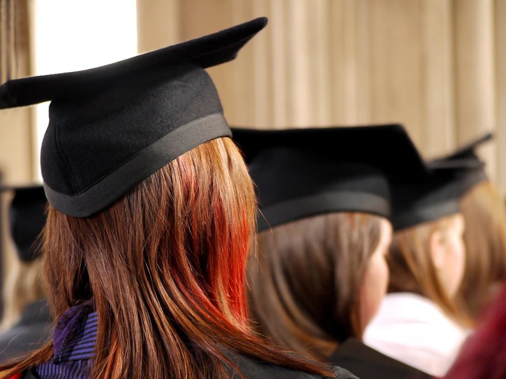 Applications now open for Lundquist Scholarship